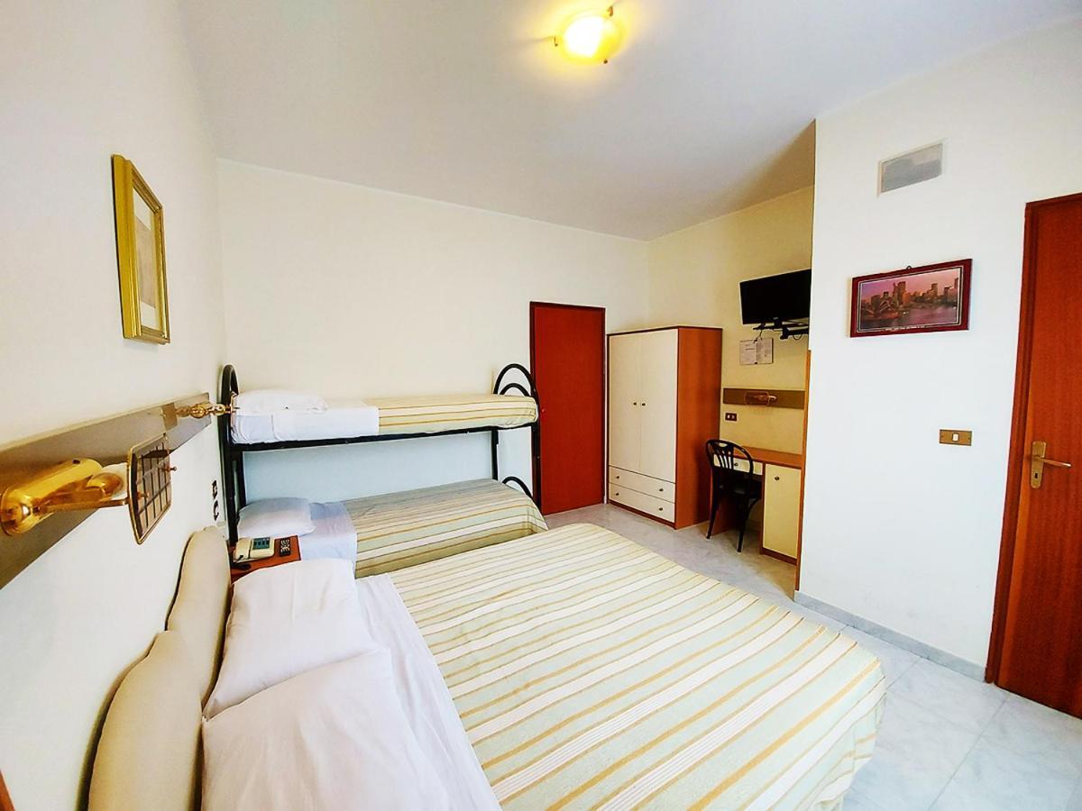 Albergo Delle Rose Bagnara Calabra Exteriör bild