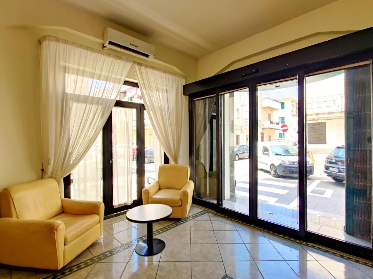 Albergo Delle Rose Bagnara Calabra Exteriör bild