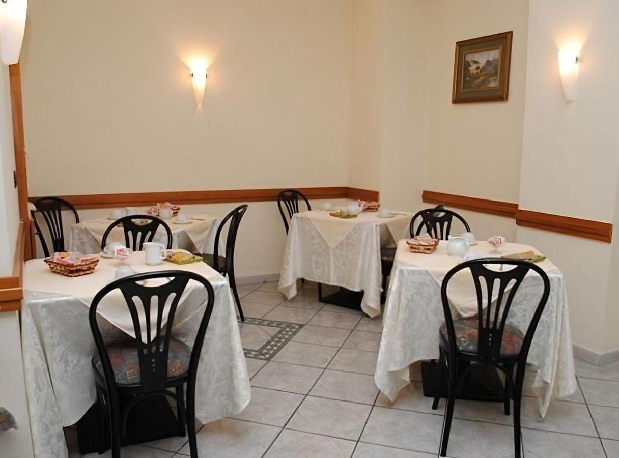 Albergo Delle Rose Bagnara Calabra Exteriör bild
