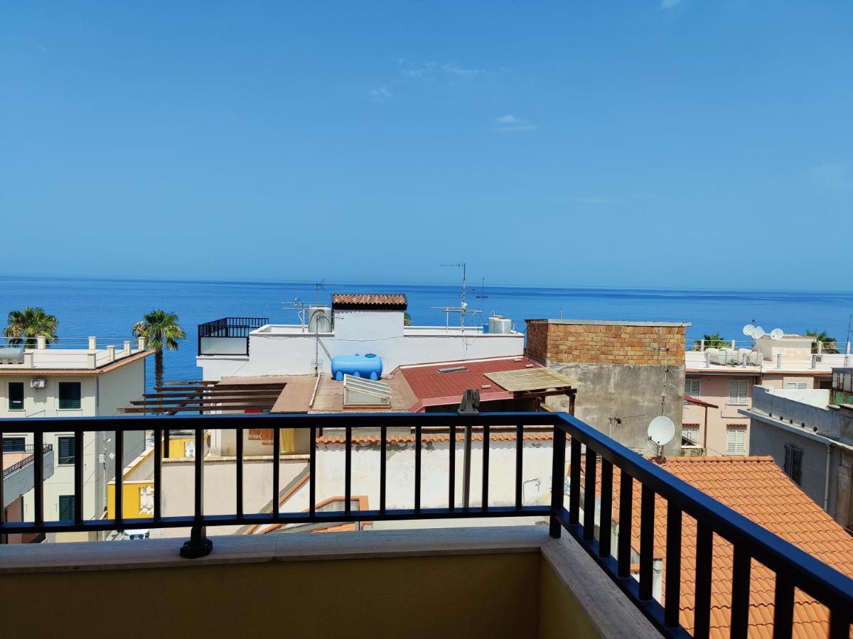 Albergo Delle Rose Bagnara Calabra Exteriör bild