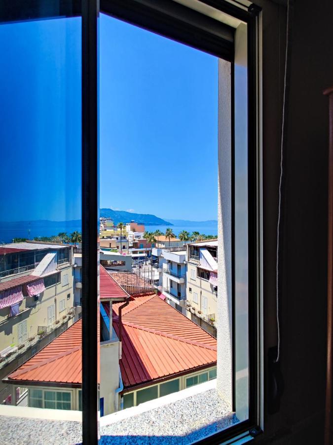 Albergo Delle Rose Bagnara Calabra Exteriör bild